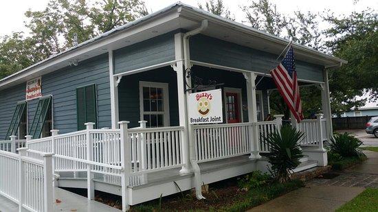 Buzzy's Breakfast Joint