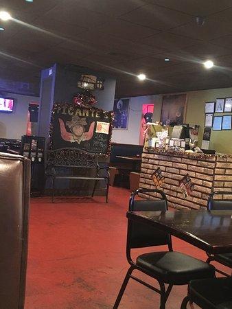 Picantes Grill