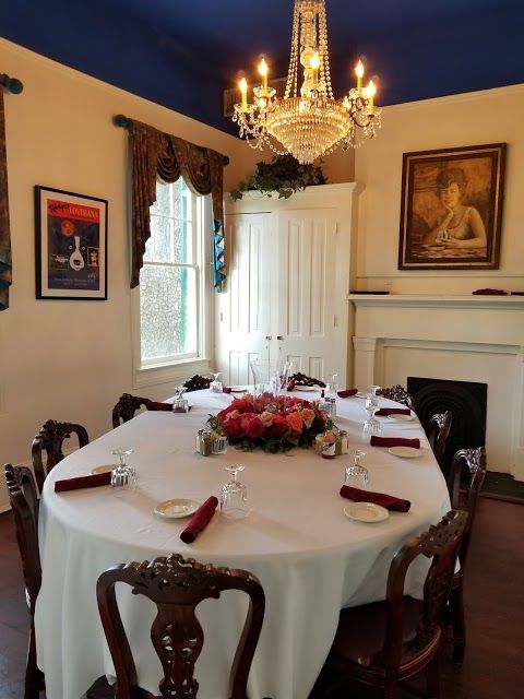 Mary Mahoney's Old French House